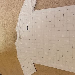 The Nike Tee